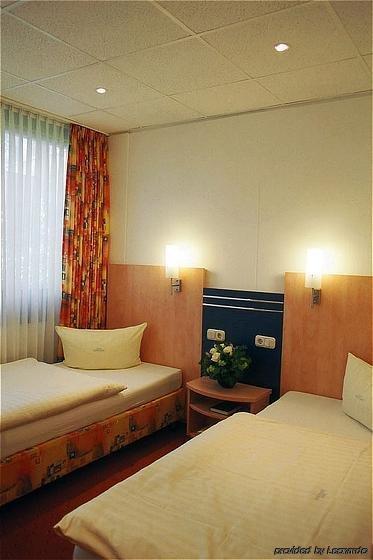 Aaa Budget Hotel Kolín nad Rýnem Pokoj fotografie